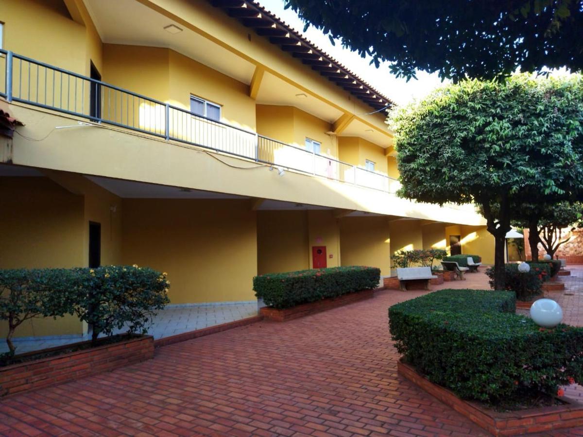 Hotel Marathi Park Rondonópolis Exteriör bild