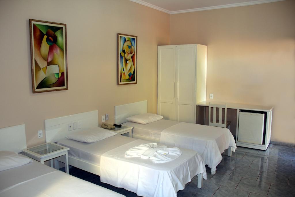 Hotel Marathi Park Rondonópolis Rum bild