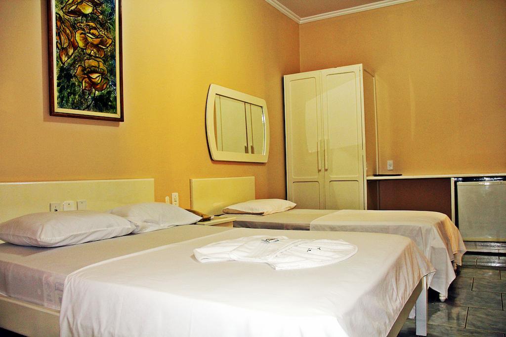 Hotel Marathi Park Rondonópolis Rum bild