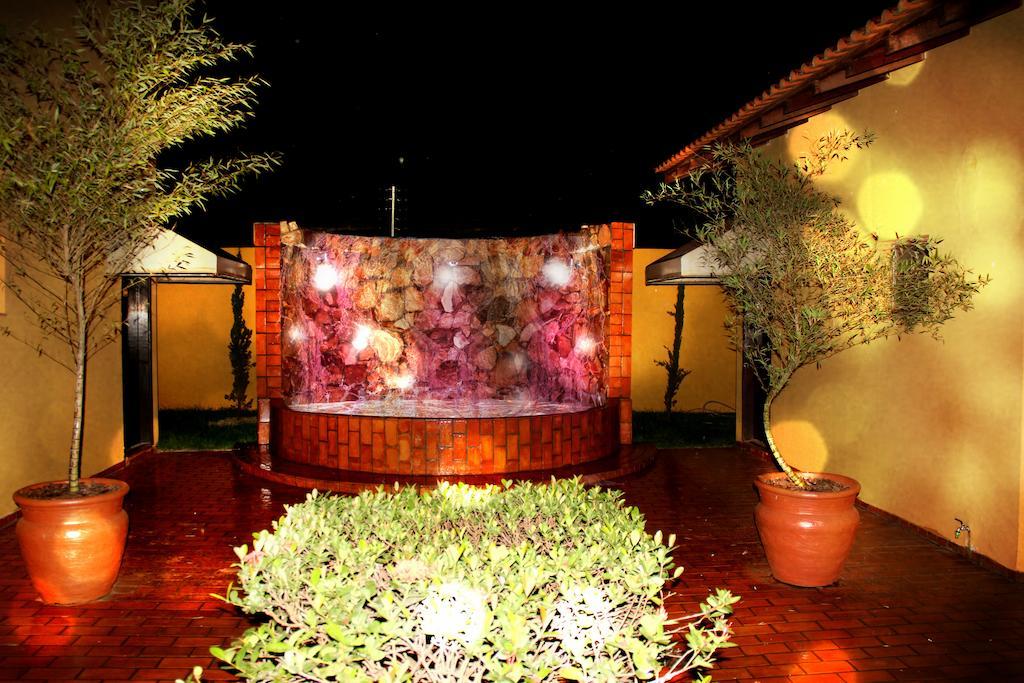 Hotel Marathi Park Rondonópolis Exteriör bild